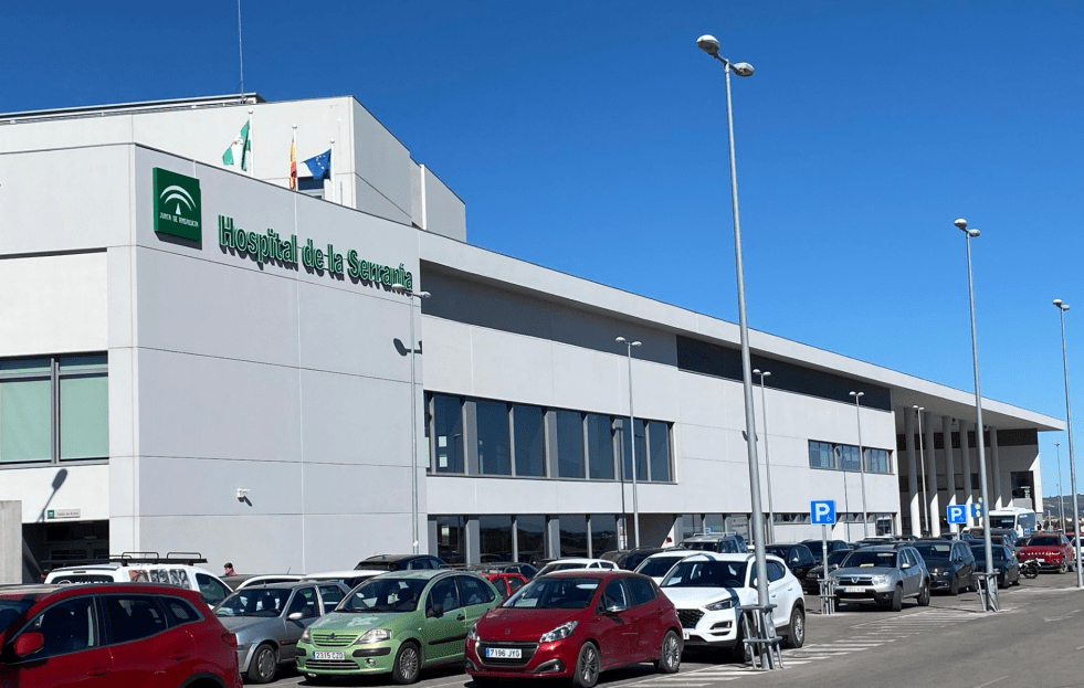 Fachada del Hospital de la Serranía